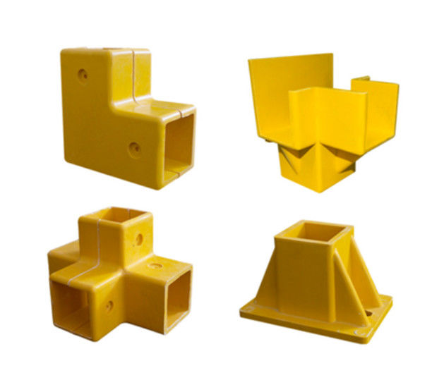 O ar livre amarelo de pouco peso FRP moldou oxidação de Polos da barraca dos produtos a anti