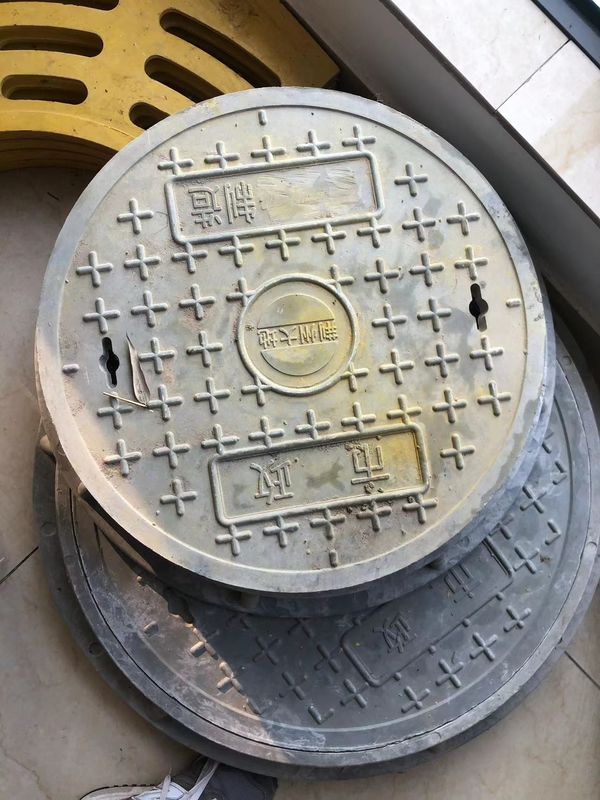 19.7 polegadas Círculo de fibra de vidro cinza Manhole Cover estilo geral para construção de estradas