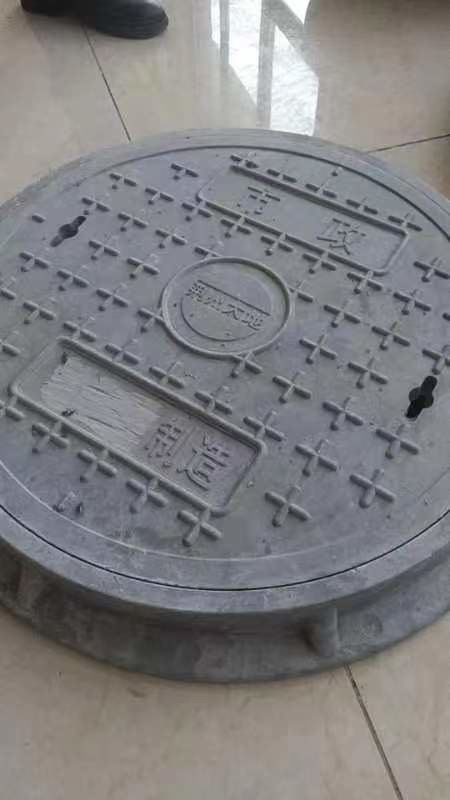 19.7 polegadas Círculo de fibra de vidro cinza Manhole Cover estilo geral para construção de estradas